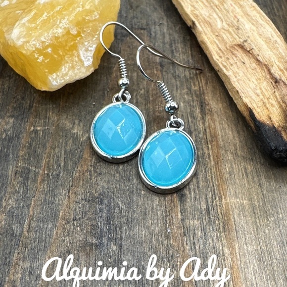JEWEL TONE MARQUESAS DANGLE CRYSTAL EARRINGS SET - Picture 1 of 1